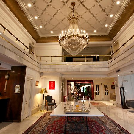 Hotel Lopez De Haro Билбао Екстериор снимка Lobby