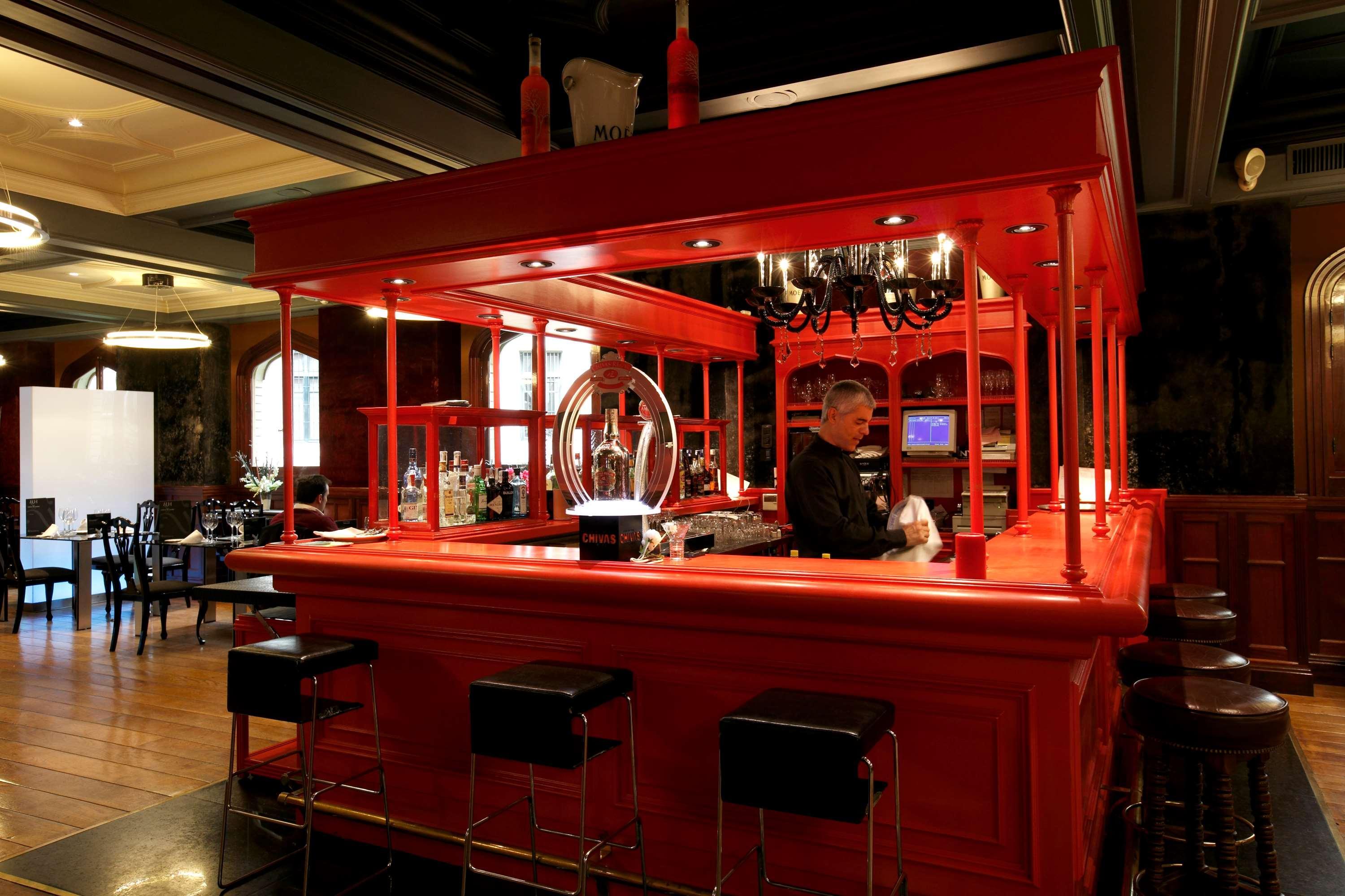 Hotel Lopez De Haro Билбао Екстериор снимка The bar at the restaurant