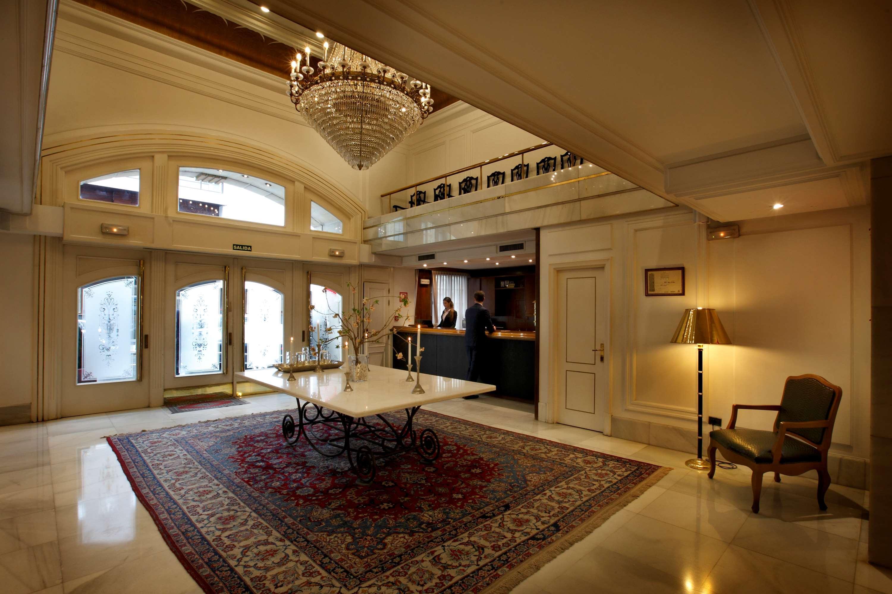 Hotel Lopez De Haro Билбао Екстериор снимка The lobby of the hotel